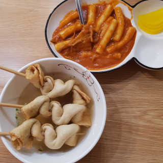 [아제꼬마김밥_은행동] 메뉴 내 20000원 상당 이용권 — 5점을 준 리뷰어가 2019년 2월 올린 사용 사진