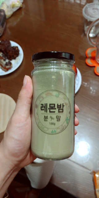 초능력 국내산 레몬밤 분말 — 2점을 준 리뷰어가 2019년 8월 올린 사용 사진
