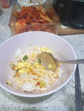 라면 그대로가 제일 맛있는 더엄마라면 — 5점을 준 리뷰어가 2019년 6월 올린 사용 사진