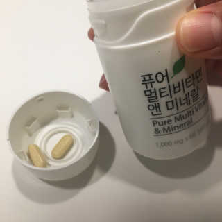 네츄럴굿띵스 퓨어 멀티비타민 앤 미네랄 30일분 — 3.83점을 준 리뷰어가 2018년 6월 올린 사용 사진