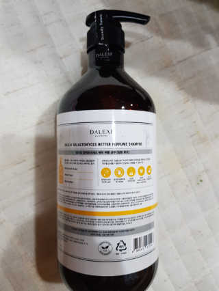달리프 갈락토미세스 베러 퍼퓸 샴푸 1000ml — 5점을 준 리뷰어가 2018년 8월 올린 사용 사진