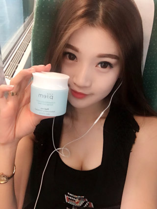 메이크프렘 필 미 래디언스 필링 슬리핑 팩 — 3.5점을 준 리뷰어가 2016년 8월 올린 사용 사진