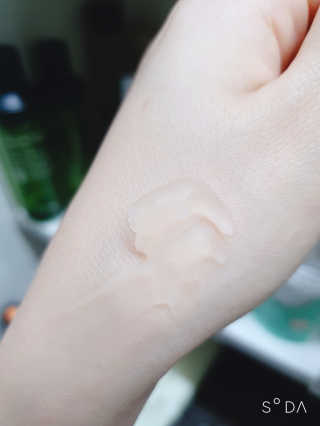 [후르디아] 모공케어 겉보속촉 여름 수분크림 — 5점을 준 리뷰어가 2019년 8월 올린 사용 사진