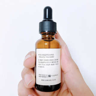 [스킨큐어] 산다화 비타민C 화이트닝 에센스 30ml — 4점을 준 리뷰어가 2020년 3월 올린 사용 사진