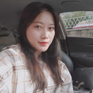 다슈코리아 다슈 솔루션 시카 쉴드 선스틱 — 5점을 준 리뷰어가 2020년 2월 올린 사용 사진