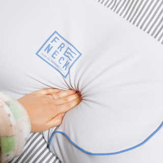 아임슬리핑 프리넥 참편한 메모리폼 경추베개 — 5점을 준 리뷰어가 2020년 1월 올린 사용 사진