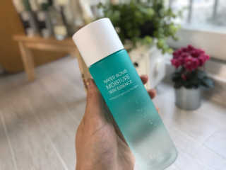 오지아이 워터 밤 모이스처 스킨 에센스 180ml — 5점을 준 리뷰어가 2020년 1월 올린 사용 사진