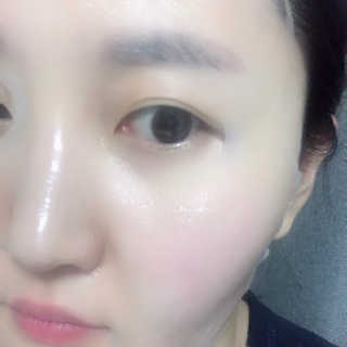 하트시그널샵 하트시그널 마스크팩 S.O.S-시그널팩 — 5점을 준 리뷰어가 2018년 12월 올린 사용 사진