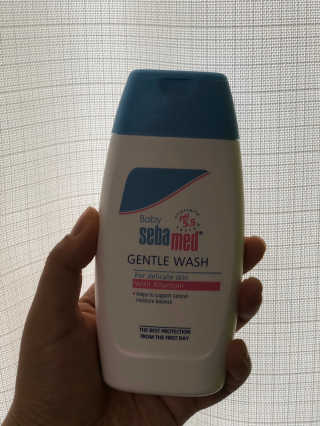 세바메드 베이비 바디워시 200ml — 3.5점을 준 리뷰어가 2020년 1월 올린 사용 사진