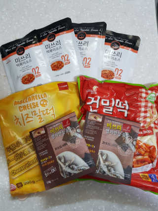 미쓰리떡볶이 just 10 min 패키지 — 5점을 준 리뷰어가 2018년 5월 올린 사용 사진