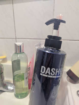 다슈코리아 다슈 데일리 단백질 한방 두피 골드 샴푸 500ml — 4점을 준 리뷰어가 2019년 12월 올린 사용 사진