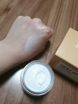 다슈코리아 제이랩 타이트업 주름 크림 — 4.5점을 준 리뷰어가 2020년 2월 올린 사용 사진