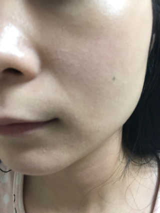 자빈드서울 윙크 파운데이션 팩트 — 4.5점을 준 리뷰어가 2019년 6월 올린 사용 사진