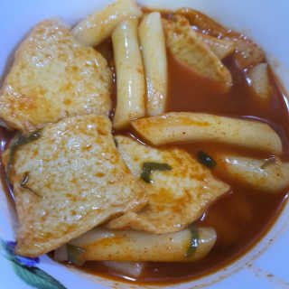 [홍코너떡볶이]옛날떡볶이 인기맛 4팩세트 — 5점을 준 리뷰어가 2019년 11월 올린 사용 사진
