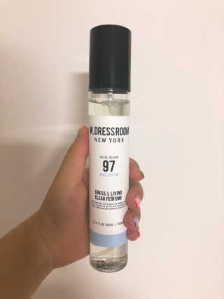 더블유드레스룸 드레스퍼퓸 150ml — 4.5점을 준 리뷰어가 2018년 8월 올린 사용 사진