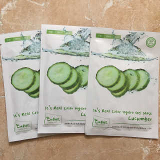CRE8SKIN(크리에이트스킨) It's Real Color Cucumber — 4.83점을 준 리뷰어가 2017년 6월 올린 사용 사진