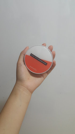 아로마티카 내추럴 틴티드 썬 커버 쿠션 SPF 30/PA++ — 3.5점을 준 리뷰어가 2016년 7월 올린 사용 사진