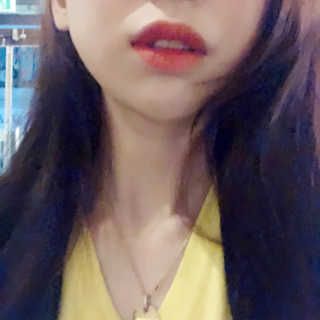 [블랙루즈] 에어 핏 벨벳 틴트 시즌2 中 택1+랜덤1 — 4.83점을 준 리뷰어가 2018년 10월 올린 사용 사진