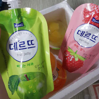 데르뜨 떠먹는 과일 3종, 짜먹는 과일 2종 총 10개 체험 — 3.5점을 준 리뷰어가 2020년 3월 올린 사용 사진