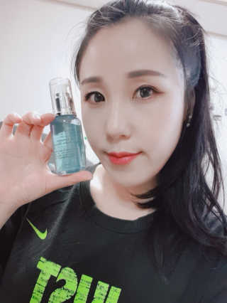 크리앙홀딩스 닥터 락슈미라 하이드로 앰플 — 5점을 준 리뷰어가 2019년 5월 올린 사용 사진