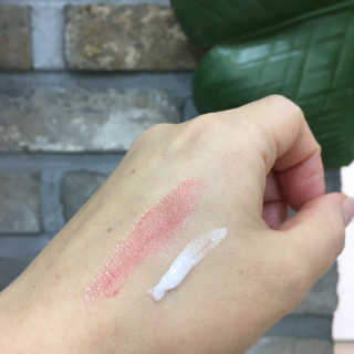 블리스텍스 립 릴리프 크림 립밤, 립 바이브런스 립밤 — 4.5점을 준 리뷰어가 2018년 11월 올린 사용 사진