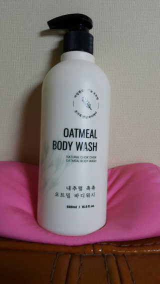 (주)에네스티 내추럴 촉촉  오트밀 바디워시 500ml — 5점을 준 리뷰어가 2019년 12월 올린 사용 사진