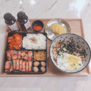 [오스테끼]마약삼겹+김치볶음밥or마약삼겹+제육볶음 — 3점을 준 리뷰어가 2019년 4월 올린 사용 사진
