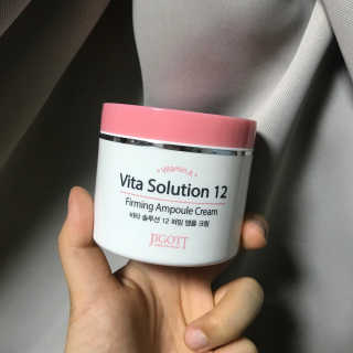 지고트 비타솔루션12 퍼밍 앰플 크림 100ml — 4.5점을 준 리뷰어가 2019년 7월 올린 사용 사진