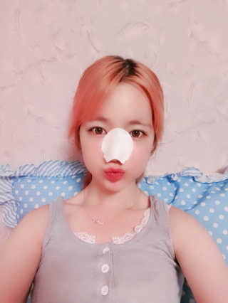 메디힐-퀵모닝 올인원 톤업패드 — 5점을 준 리뷰어가 2019년 5월 올린 사용 사진
