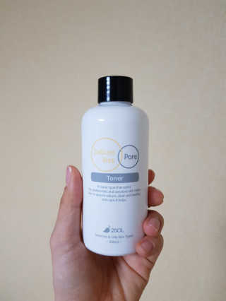 이솔화장품 이솔 세범 리스 포어 토너 200ml — 5점을 준 리뷰어가 2018년 8월 올린 사용 사진