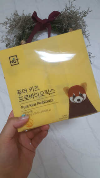 네츄럴굿띵스 퓨어 키즈 프로바이오틱스 60포 — 5점을 준 리뷰어가 2018년 9월 올린 사용 사진