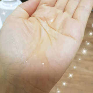 AHC 에이 에이치 씨 미니멀 10 워터리 에센스 — 5점을 준 리뷰어가 2018년 12월 올린 사용 사진