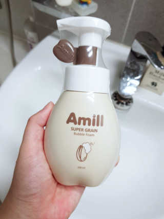 에이밀 슈퍼 그레인 버블 폼 200ml — 5점을 준 리뷰어가 2019년 8월 올린 사용 사진