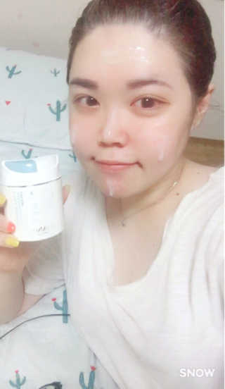 바노바기 코스메틱 바노 잇츠 리얼 화이트닝 데이 & 나이트 크림 — 3.83점을 준 리뷰어가 2017년 4월 올린 사용 사진