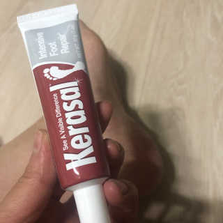 케라셀 풋크림 케라셀 인텐시브 풋 리페어 — 5점을 준 리뷰어가 2019년 10월 올린 사용 사진