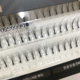 피카소 밍크래쉬속눈썹 1종 + 내추럴속눈썹 1종 랜덤증정 — 4.5점을 준 리뷰어가 2019년 9월 올린 사용 사진