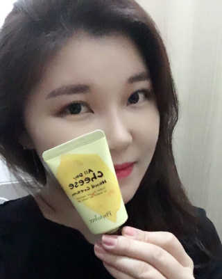 피토트리 치즈핸드크림 — 5점을 준 리뷰어가 2017년 10월 올린 사용 사진