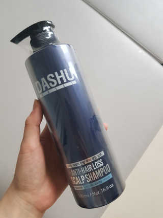 다슈코리아 다슈 데일리 단백질 한방 두피 골드 샴푸 500ml — 4.5점을 준 리뷰어가 2019년 12월 올린 사용 사진