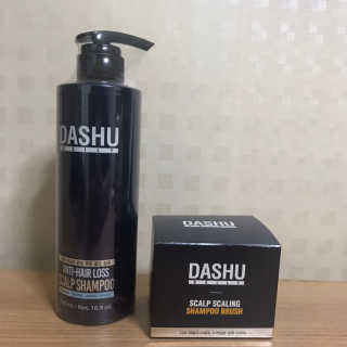 다슈코리아 다슈 단백질 한방 두피 골드 샴푸 500ml +샴푸브러쉬 — 4.5점을 준 리뷰어가 2019년 3월 올린 사용 사진