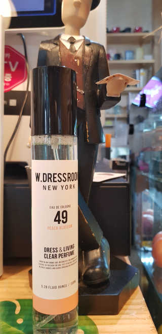 더블유드레스룸 드레스퍼퓸 150ml — 3.83점을 준 리뷰어가 2018년 8월 올린 사용 사진