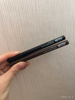 머지 더 퍼스트 펜 아이라이너 — 5점을 준 리뷰어가 2018년 12월 올린 사용 사진