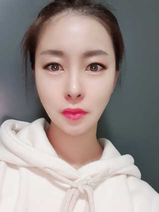 니코피 비타립틴트 — 5점을 준 리뷰어가 2020년 1월 올린 사용 사진