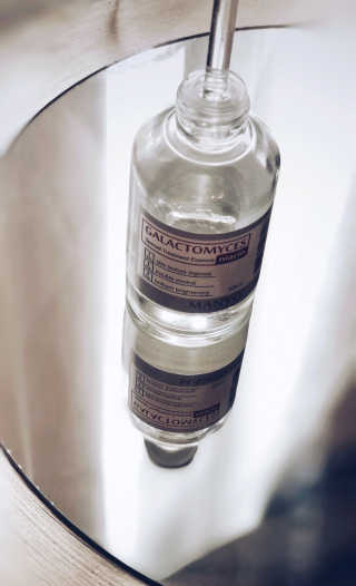 [마녀 공장] 발가락 토미 니아신 에센스 50ml — 5점을 준 리뷰어가 2018년 8월 올린 사용 사진