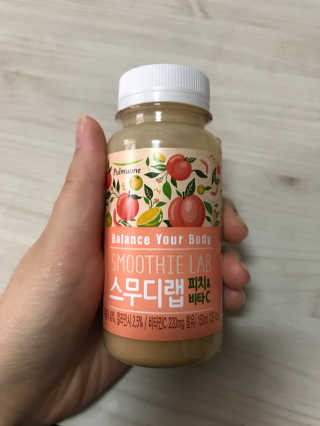 풀무원 스무디랩 피치&비타 — 5점을 준 리뷰어가 2017년 11월 올린 사용 사진