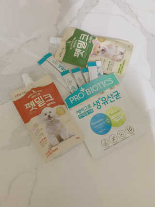 [빙그레] 에버그로 생유산균 1봉（10포입）+펫밀크2팩 — 5점을 준 리뷰어가 2019년 5월 올린 사용 사진
