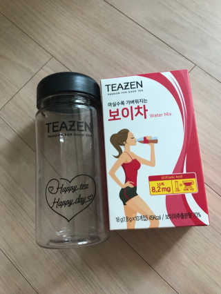 티젠 보이차 + 마이보틀 세트 — 4점을 준 리뷰어가 2018년 6월 올린 사용 사진