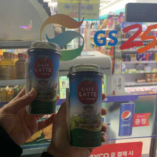 마이카페라떼 말차 아몬드브리즈 7개입 — 2.5점을 준 리뷰어가 2019년 11월 올린 사용 사진