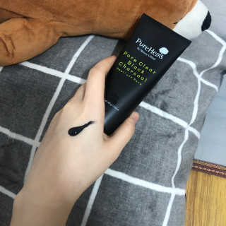 퓨어힐스 포어 클리어 블랙 챠콜 필오프 팩 — 4점을 준 리뷰어가 2019년 3월 올린 사용 사진