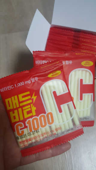 매드비타C 1000 — 4점을 준 리뷰어가 2019년 4월 올린 사용 사진
