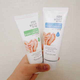 (주)에네스티 에네스티 수안수 실크스킨 풋크림 1+1 — 5점을 준 리뷰어가 2019년 12월 올린 사용 사진